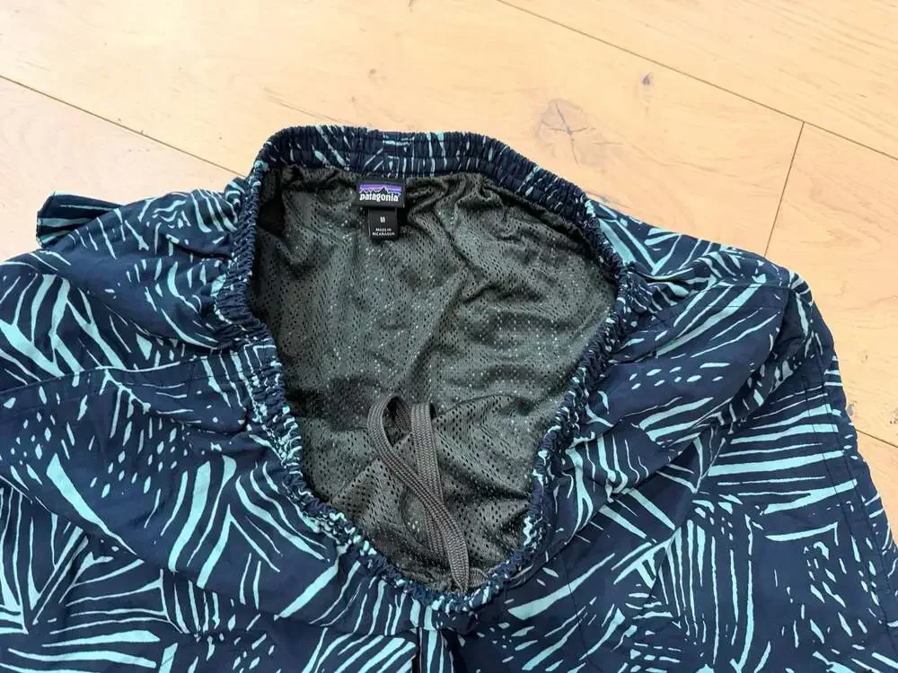 Patagonia Men's Baggies Swim Shorts in Rain Fern Print, Size Medium